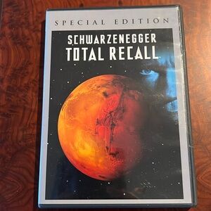 Assorted movies 3/$10 “Total Recall” starring Arnold Schwarzenegger ￼